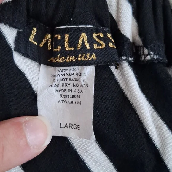 Vintage Ruffled Striped Tank Top - Picture 2 of 4